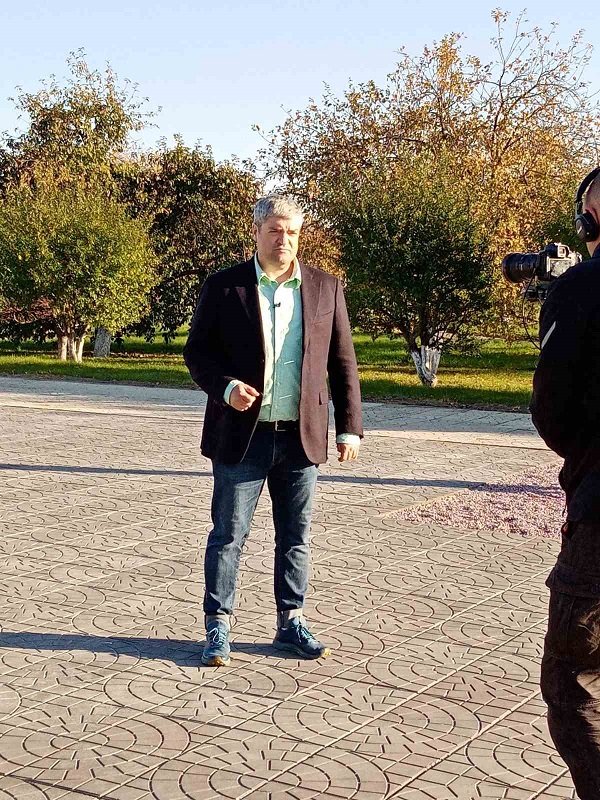 Телеведущий Сергей Доля